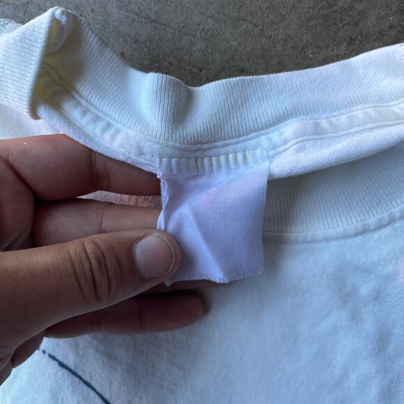 VINTAGE PABLO PICASSO DOVE OF PEACE BIRD ART TEE WHITE SHIRT MENS XL SUCCESSION - Picture 4 of 5